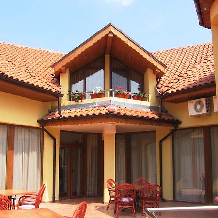 Hotel Queen Aydemir Extérieur photo